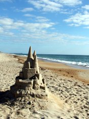 Obx_07_sand_castle_and_waves