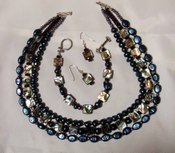Jewelry_abalone_shell_necklace_brac