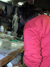 Glass_learning_to_cut_studio_in_bac