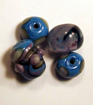 2.16 blues beads
