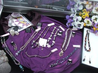 Boothe jewelry purple case