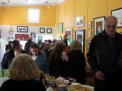 River_gallery_crowd_and_food