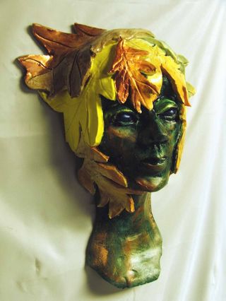 Mask leaf lady side